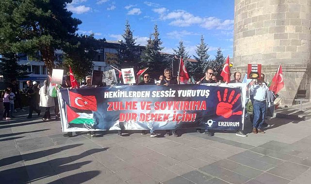 Sağlık çalışanları Gazze için yürüdü