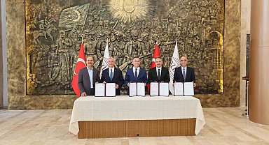 Şahinbey Belediyesi'nden çiftçilere tohumu ve gübre desteği