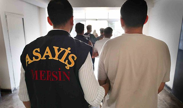 Sahte polisler yakalandı: 2 milyon 600 bin TL'lik vurgun