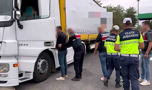 Sakarya'da 1 buçuk milyon TL'lik tütün operasyonu