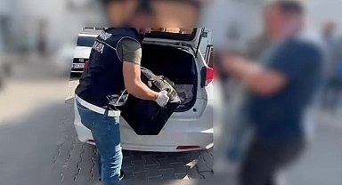 Sakarya'da 11 kilo skunk ele geçirildi, 5 şahıs tutuklandı