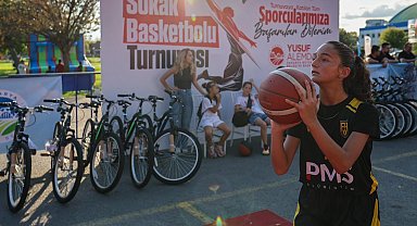 Sakarya'da sokakta basketbol coşkusu