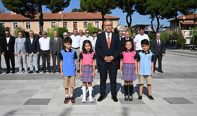Salihli'de İlköğretim Haftası kutlandı