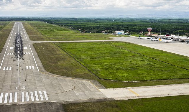 Samsun'da 8 ayda 1 milyonu aşkın yolcu havayolunu tercih etti