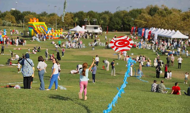 Samsun'da uçurtmalar Aile Yılı için havalandı