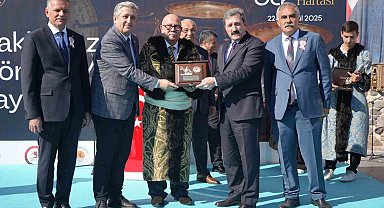 Samsun'da yılın ahisi 55 yılık demir döküm ustası oldu