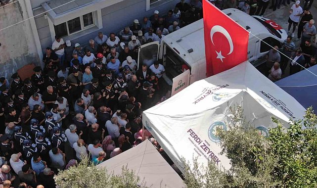 Şehit Uzman Çavuş Yeşil'in Salihli'deki baba ocağında helallik alındı