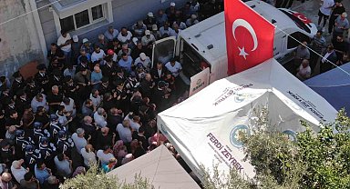 Şehit Uzman Çavuş Yeşil'in Salihli'deki baba ocağında helallik alındı