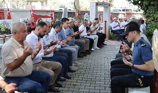 Şehit Ziya Özkozanoğlu kabri başında anıldı