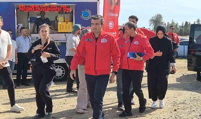 Selçuk Bayraktar: "Zor koşullarda bu işi yapanlar dünyaya damgasını vuracak"