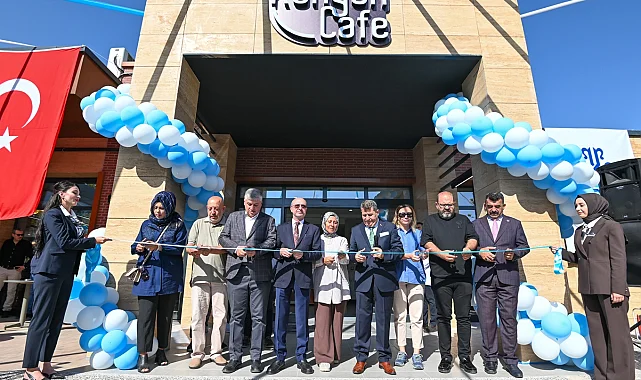Selçuklu'da doğa ve mimarinin buluştuğu 'Kanyon Cafe' açıldı