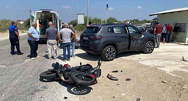 Serik'te cip ile motosiklet çarpıştı: 1 yaralı