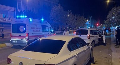 Seyir halindeki otomobile silahlı saldırı düzenlendi