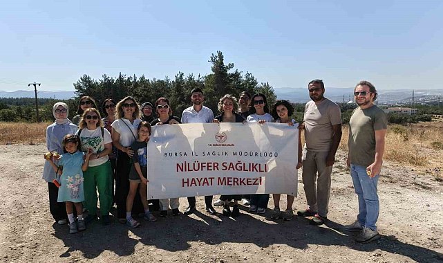 Sigarayı bırakan vatandaşlar fidan dikimi gerçekleştirdi