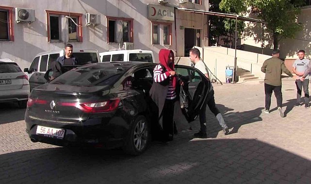 Siirt'te kaymakam, makam aracını sağlık için seferber etti
