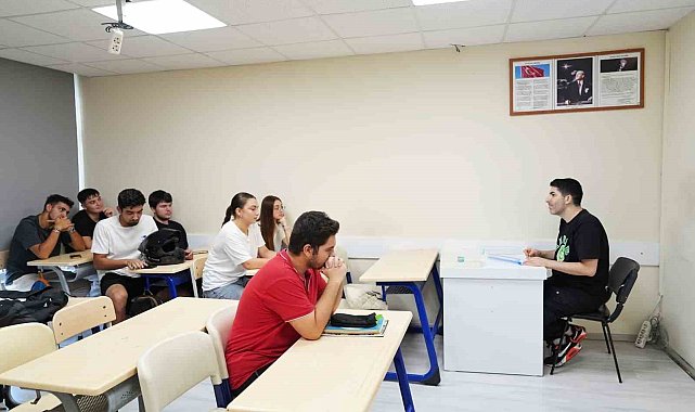 Sınavlara ücretsiz kurslarla hazırlanıyorlar