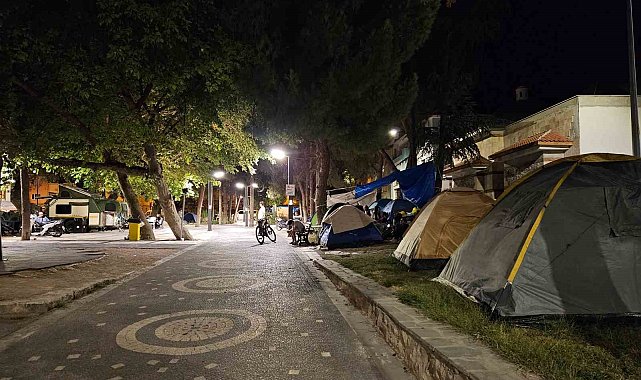 Sındırgı'da artçı depremlerin sayısı 8 bini geçti