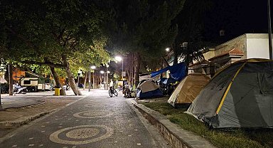 Sındırgı'da artçı depremlerin sayısı 8 bini geçti