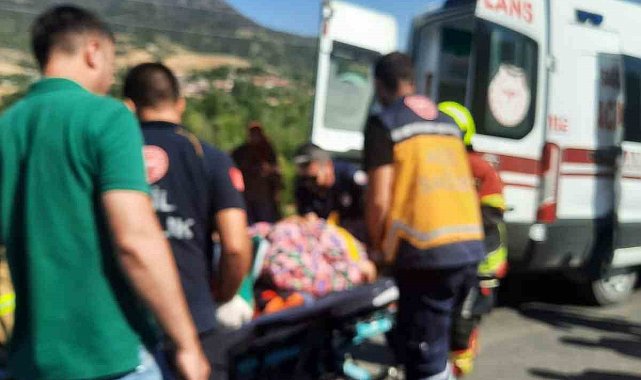 Sındırgı'da otomobil takla attı: 1 yaralı