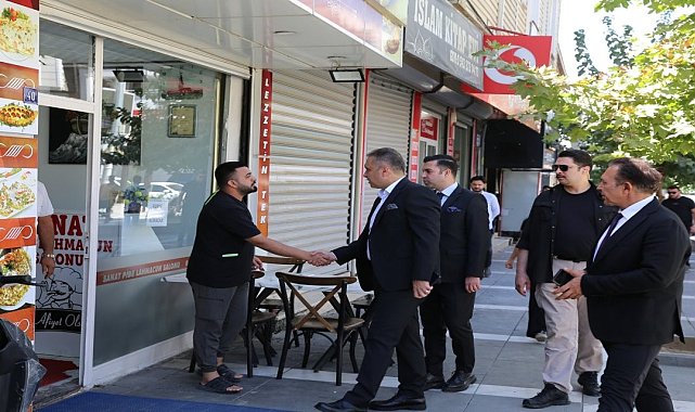 Şırnak İl Emniyet Müdürü Sazak Silopi'de vatandaşlarla bir araya geldi
