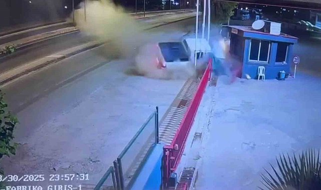 Şırnak'ta 1 kişinin yaralandığı kaza güvenlik kamerasına yansıdı