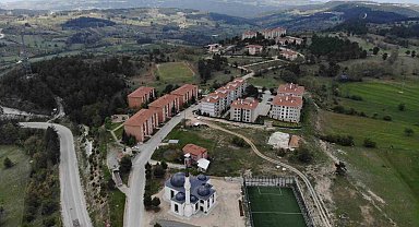 Site sakinlerine "yavru ayı" uyarısı