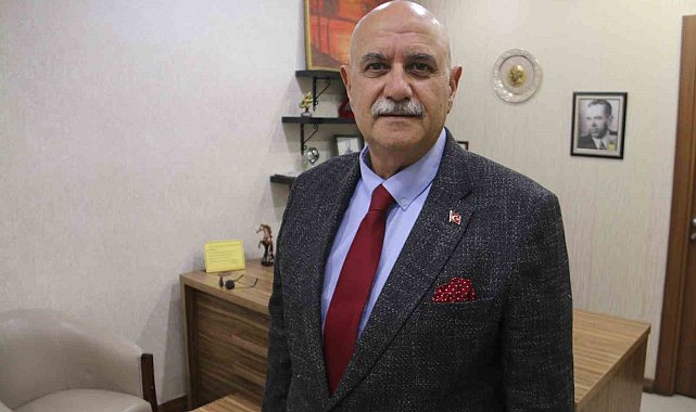 Sivas Kültürü'nü Yayma ve Yaşatma Derneği Başkanı Türkmenoğlu: "Erkeklerin kadın kıyafeti giymesinin kültürümüzde yeri yoktur"