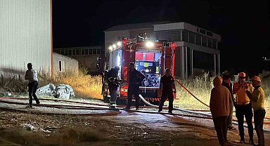 Sivas'ta OSB'deki fabrika yangını kontrol altına alındı