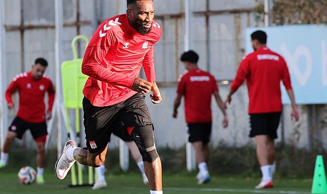 Sivasspor, Sarıyer maçı hazırlıklarını sürdürdü