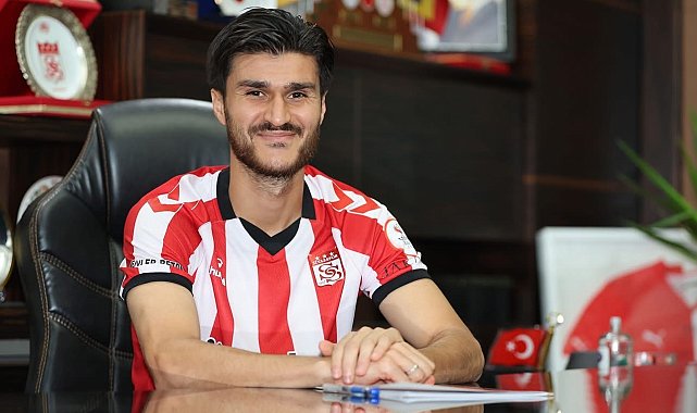 Sivasspor, Yusuf Cihat Çelik'i kadrosuna kattı