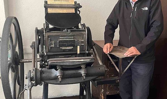 Sivrihisar'da 180 yıllık matbaa baskı makinesi halen çalışıyor