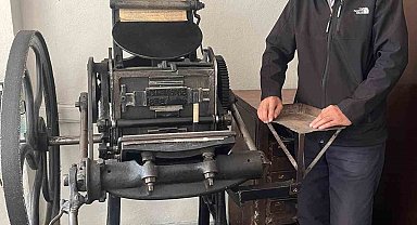 Sivrihisar'da 180 yıllık matbaa baskı makinesi halen çalışıyor