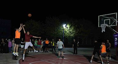Sokak basketbolunda kupalar sahiplerini buldu