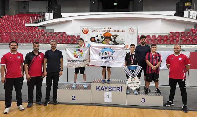 Spor A.Ş.'den Minikler Bölge Takım ve Ferdi Yarışmaları'nda büyük başarı