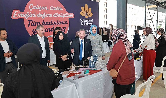 Sultanbeyli Belediyesi Kadın El Emeği Pazarı açıldı
