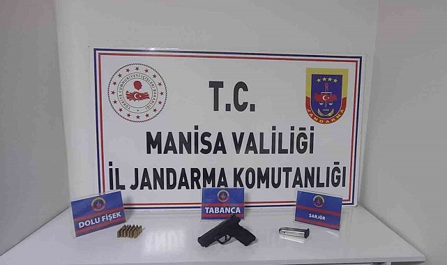 Şüphe üzerine üstü aranan şahıstan tabanca ve mermi çıktı