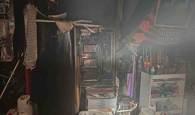 Susurluk'ta iş yerinde korkutan yangın