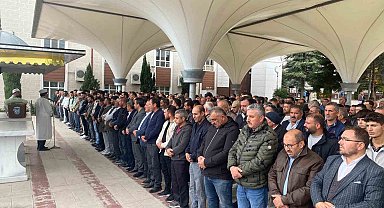 Tankere çarpan otomobilde hayatını kaybeden şahıs son yolcuğuna uğurlandı