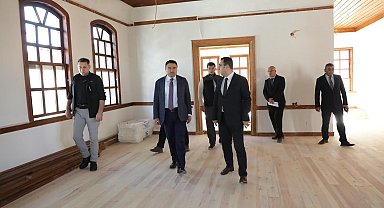 Tarihi konaklara inceleme