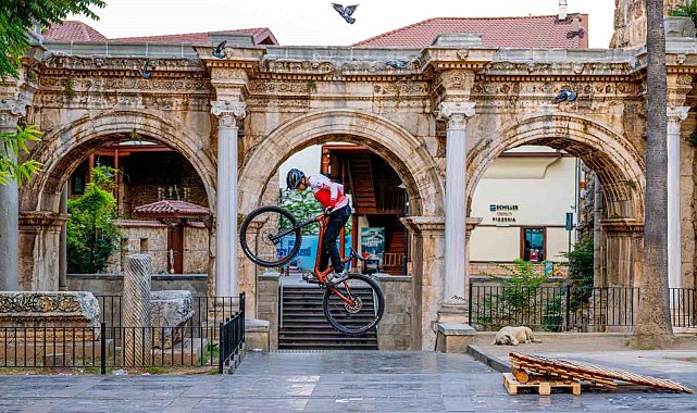 Tarihin dar sokaklarında pedal sesleri: Pedalia Fest Oldtown başlıyor