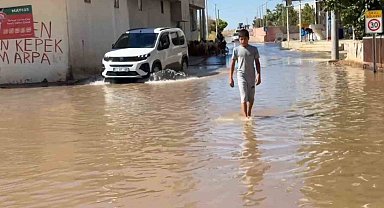 Tarımsal sulama suyu caddeleri göle çevirdi