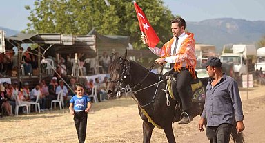 Tavas'ta 14. Rahvan Koşusu heyecanı yaşandı