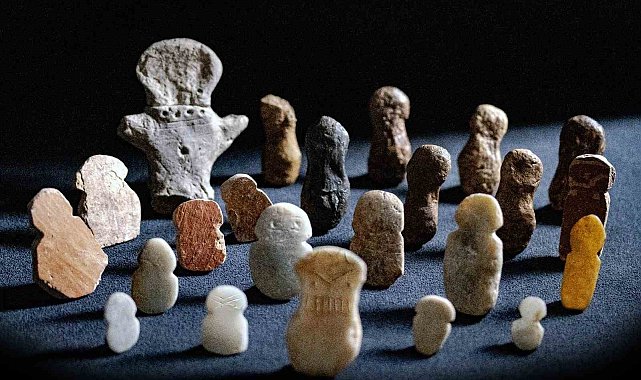 Tavşanlı Höyük'te 4 bin 500 yıllık heykeller gün yüzüne çıktı