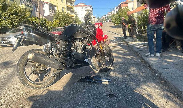 Tavşanlı'da iki motosiklet çarpıştı sürücüleri yaralandı