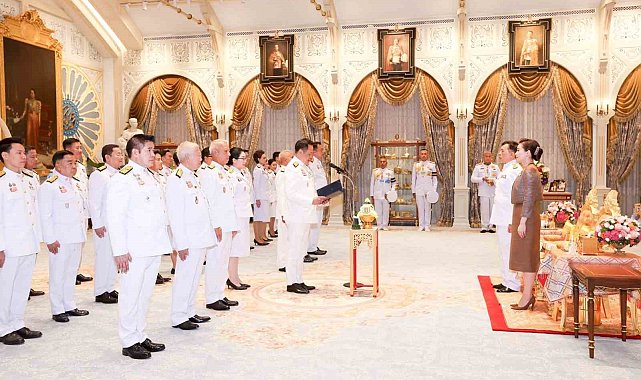 Tayland'da yeni hükümet göreve başladı