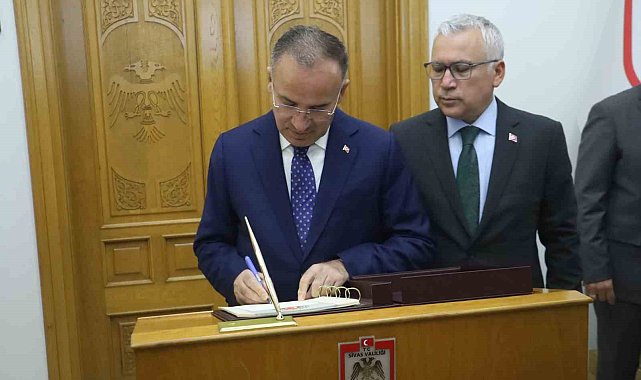 TBMM Başkanvekili Bozdağ, Vali Şimşek'ten brifing aldı