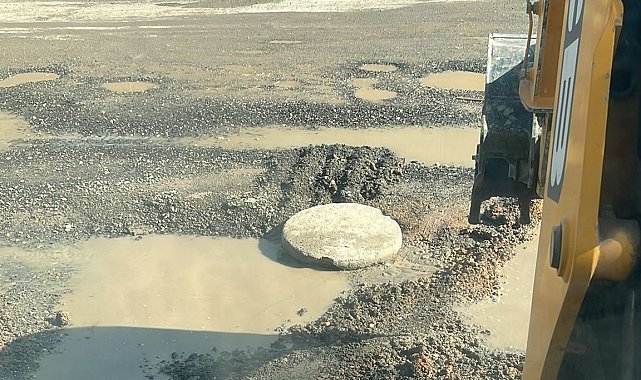 Tehlike saçan lağım çukuru kapatıldı