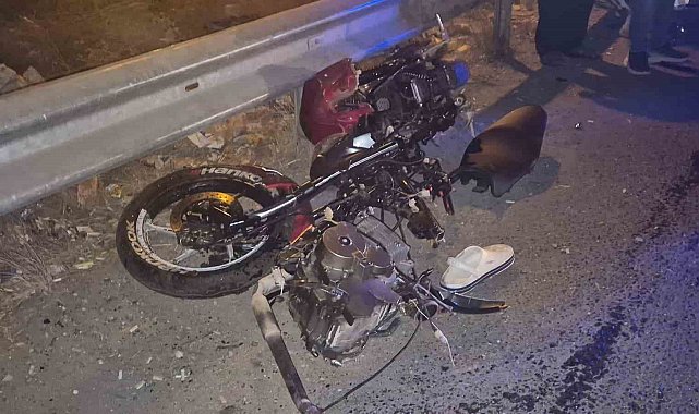 Tekirdağ'da 17 yaşındaki motosikletliyi hayattan koparan feci kaza kameraya yansıdı