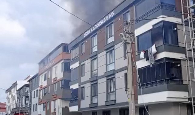 Tekirdağ'da çatı katında çıkan yangın söndürüldü