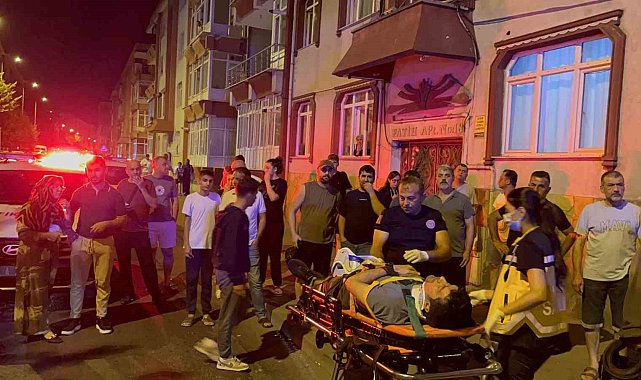 Tekirdağ'da zincirleme kaza: 3 araç birbirine girdi, ortalık savaş alanına döndü